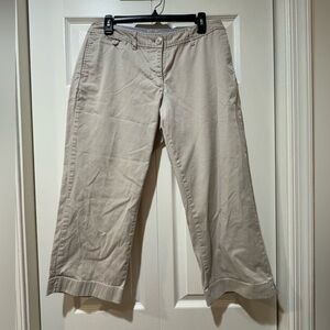 L.L. Bean Tan Capri Pants. Size 10. Favorite Fit straight. VGUC.